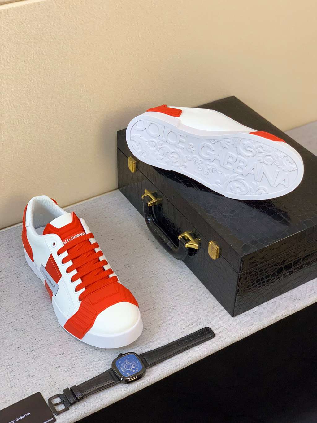 D*G sneaker